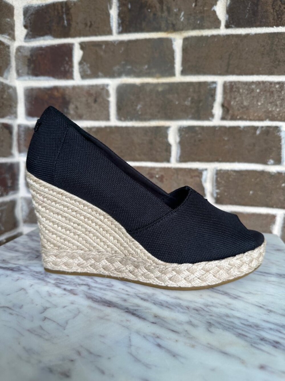 TOMS Michelle Peep Toe Espadrille Wedge Pump Black Sandal Slip-on Heels Size 9 - Picture 3 of 15